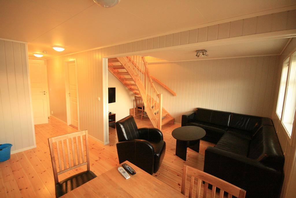 Sarnes Seaside Cabins Honningsvag Exterior photo